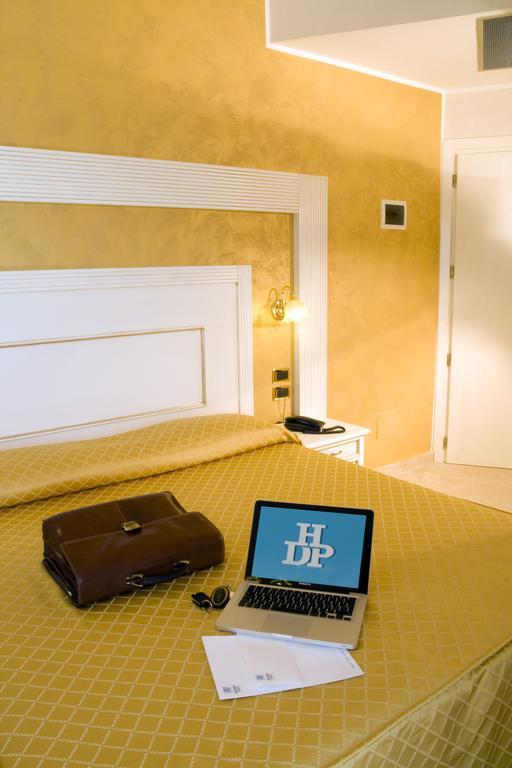 Hotel Diplomat Palace Rimini Ngoại thất bức ảnh