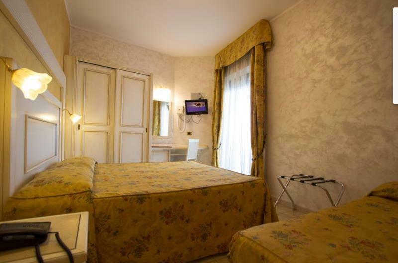 Hotel Diplomat Palace Rimini Ngoại thất bức ảnh